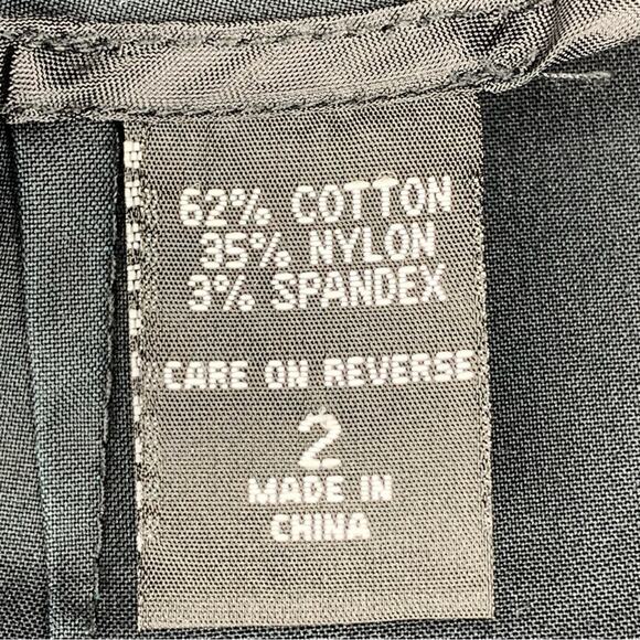 New York & Company Stretch Skirt Black Side Pockets Hidden Zipper on Back Size 2 - Picture 12 of 12